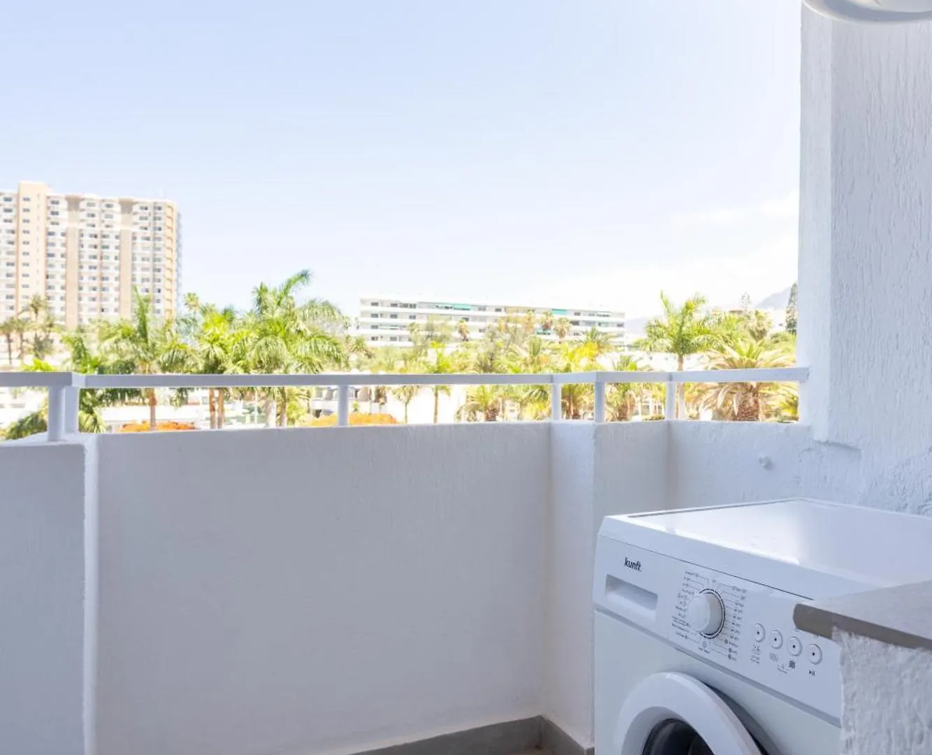 Home2Book Design Apt Terrace & Pool Los Cristianos إسبانيا
